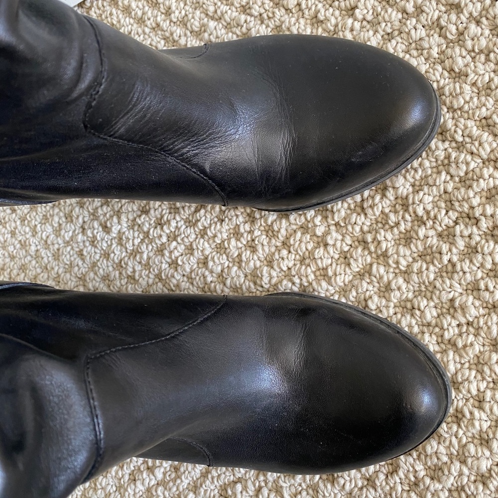BCBG booties - Picture 8 of 8